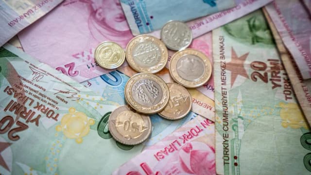 Jaką walutę do Turcji na wakacje wybrać, by zaoszczędzić? Jaką walutę do Turcji na wakacje wybrać, by zaoszczędzić?