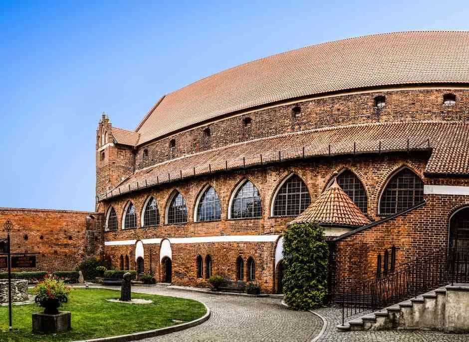 Co zjeść w Olsztynie? Najlepsze miejsca na smaczny posiłek Co zjeść w Olsztynie? Najlepsze miejsca na smaczny posiłek