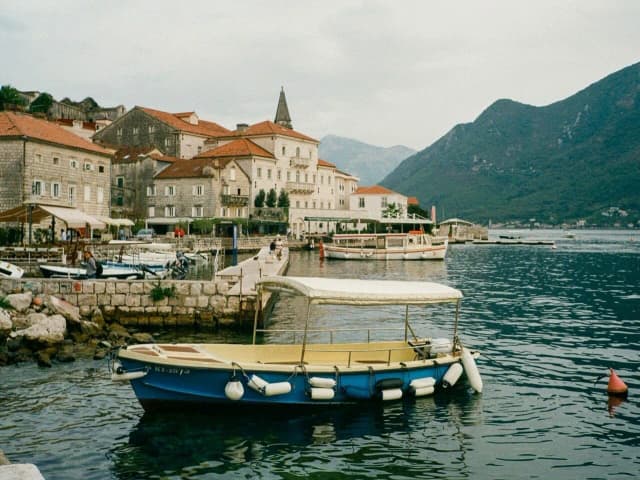 Co zabrać na wakacje do Czarnogóry, aby uniknąć nieprzyjemności? Co zabrać na wakacje do Czarnogóry, aby uniknąć nieprzyjemności?